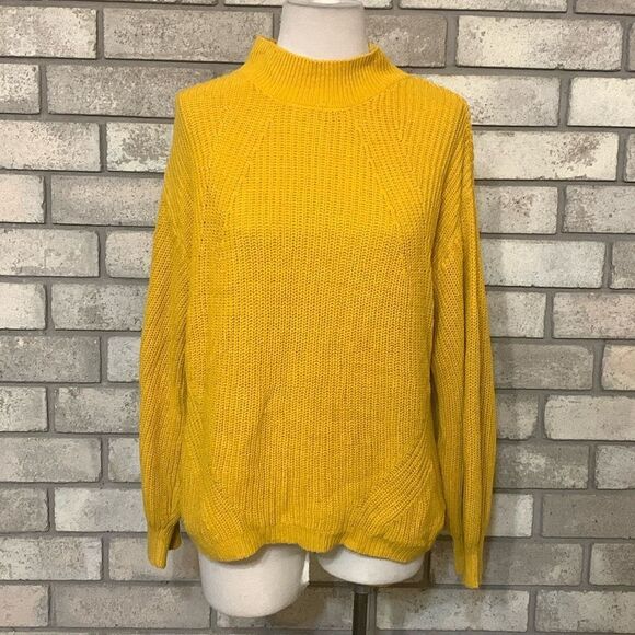Old Navy Sweaters - 3for$20 sweater m
